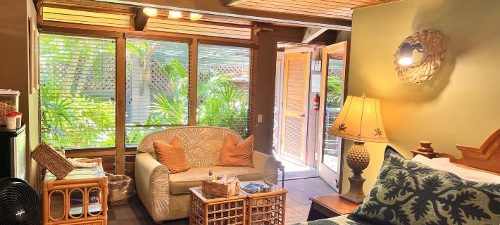 Maui What a Wonderful World Bed & Breakfast Hotels in Wailea