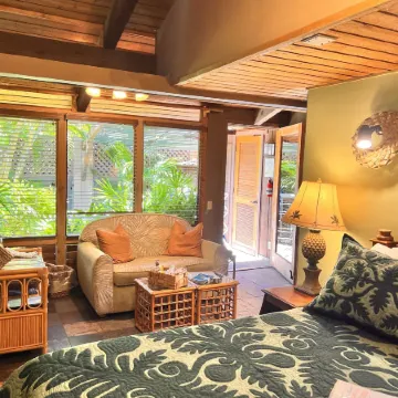 Maui What a Wonderful World Bed & Breakfast