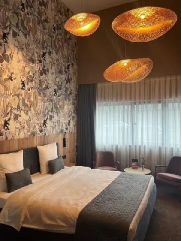 โรงแรมเลอ 830 โรงแรมใน