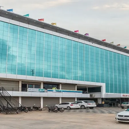 Hotel Zorba, Deesa