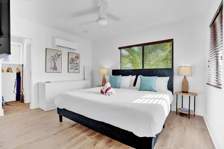 Waves on Walnut - Beach Access Отели рядом с достопримечательностью «FLL Airport Flight Landing View Point»