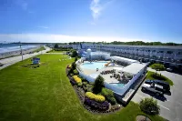 Anchorage Inn and Resort Hotels in York