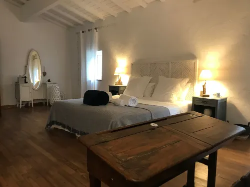Les Cailloux Dorés Hotels in Sauve