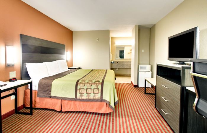 Key West Inn - Millbrook