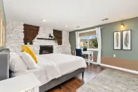 Hidden Valley Retreat Quiet Escape w/ Mtn Views! Hotels in Loveland