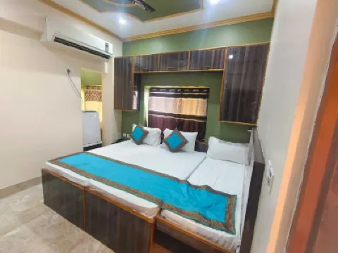 Hotel Sarnath International 타이 템플 주변 호텔