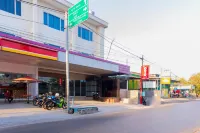 Harvest Residence Hotels in Kelapa Lima