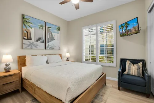 Ground Floor Villa Steps to Pool and Spa - Stylish Retreat