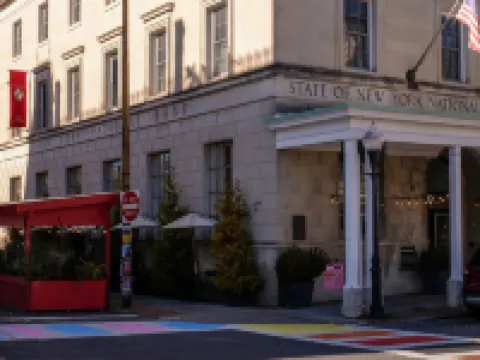 Hotel Kinsley キングストンのホテル