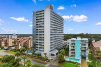 Coastal Serenity and Resort Amenities - Tranquil Retreat