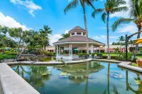 Tropical Retreat with Pool and Beach Gear - Charming Island Escape