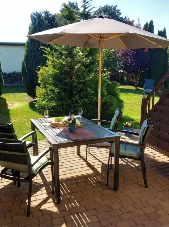 Holidays directly on the water with great additional services Отели в г. Зауцин