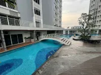 Pacific Garden Apartment by Giveley @Alam Sutera Close to Binus, SGU, UBM Hotell i East Panunggangan
