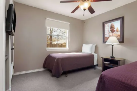 Eagle's Den Three Rivers Texas a Travelodge by Wyndham Hotels in Live Oak County