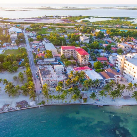 Tropical Palace Hotel