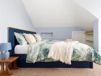 Chic 2-Bed Seafront Haven Near Felpham Beach Hotels in Felpham