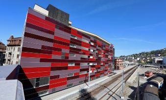 "The Freddie Mercury" Hotel