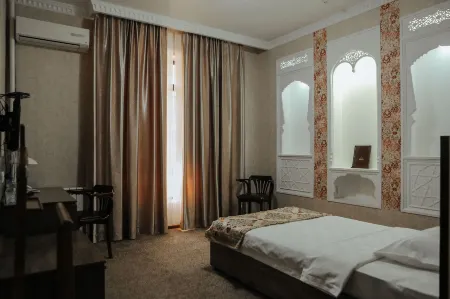Omar Khayyam Hotel