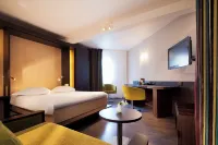 Escale Oceania Vannes Centre Hotels in der Nähe von Eglise Catholique Notre Dame de Lourdes