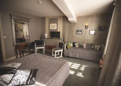 Hôtel de La Banniere de France Hotel a Bruyeres-et-Montberault