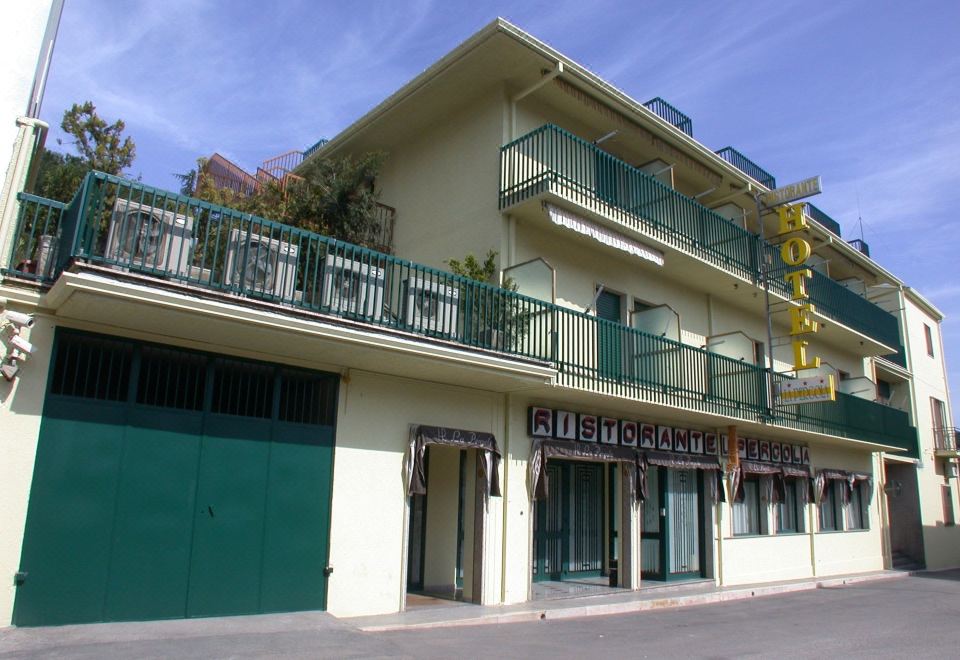 Hotel la Pergola, Exterior, Hotel Exterior