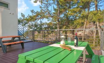 Yeosu Yegreena Pension