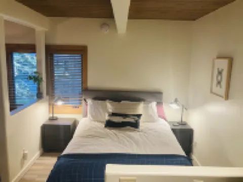 Charming slopeside condo with pool