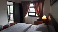 De Lungguh Family Homestay Hotels in Kabat
