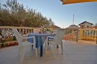Apartments Mira