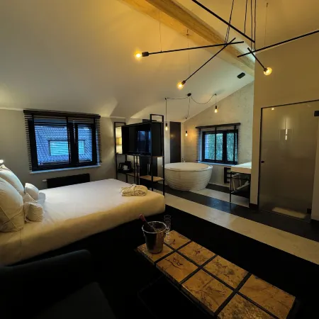 Amber Blue Wellness & Spa