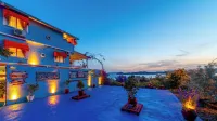 Derin Mavi Suit Butik Otel