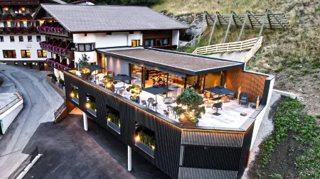 Hotel Alpina Sölden - Adults Only Отели в г. Zwieselstein