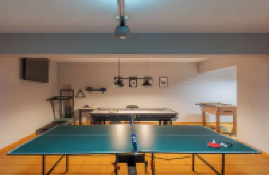 3B Villa Heated Pool Barbecue Games Room