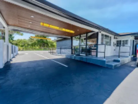 蒙特雷沖浪旅館 蒙特雷酒店