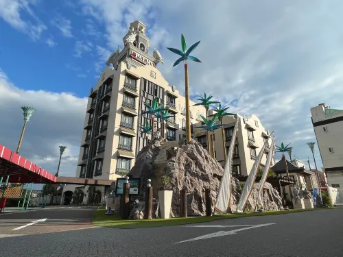 Hotel Palms - Adults Only Hotels in Moriyama
