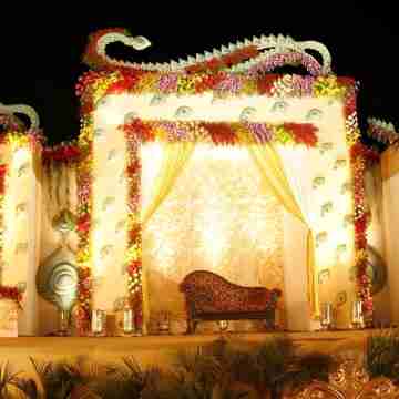 Oh Biz Premier at Leonia Hotel Exterior