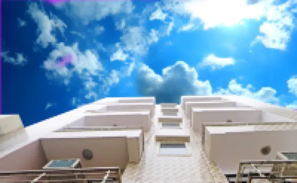 Hotel the Nines Hoteles cerca de Tomb of Adham Khan