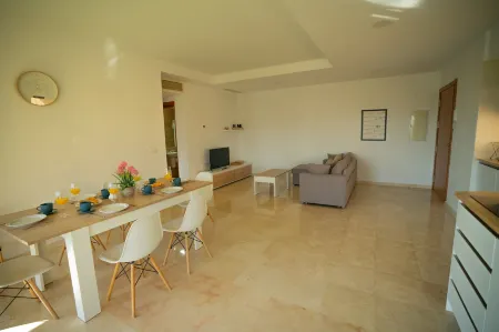 Sunstay House Sol Andalusi Alhaurin Отели в г. Алаурин-де-ла-Торре