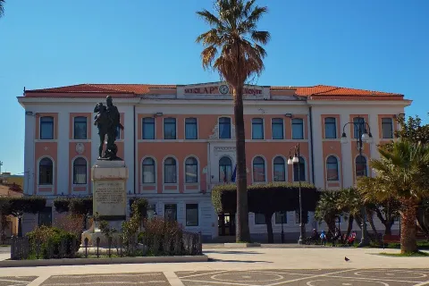 Lumia Hotel