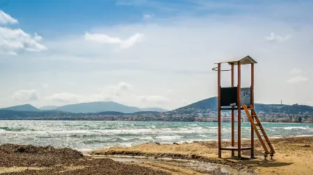 The Mirador Boutique Villa with Scenic Sea View