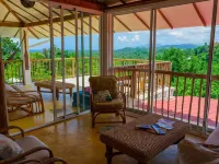 Clave Verde Ecolodge Hotels in El Limón