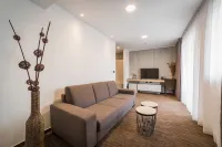 Hotel Dolphin - Adult Friendly Hotels in 