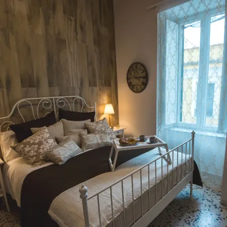Elegant B&B - Il Vicolo Storico