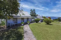 Belvidere Manor Lagoonside Cottages