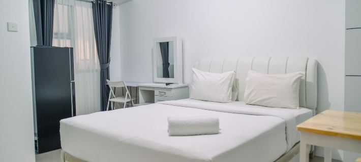 Minimalist Studio Room at Urbantown Serpong Apartment Hotels in Ciputat