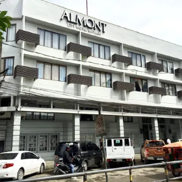 Almont City Hotel