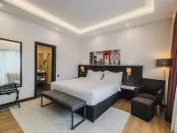 Republique Hotels near Piața Mare