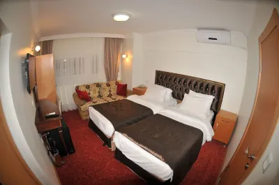 Palace Point Hotel Отели в г. Sirkeci