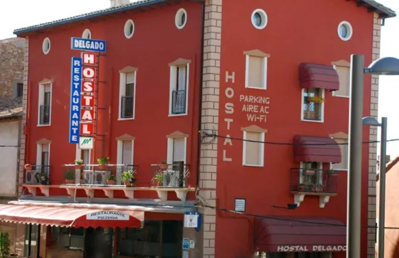 德爾加多旅館