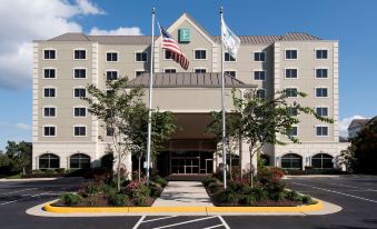 Embassy Suites by Hilton Dulles Airport